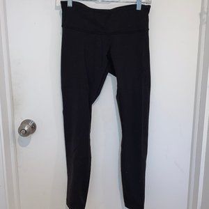 Lululemon ankle-length leggings, size 6